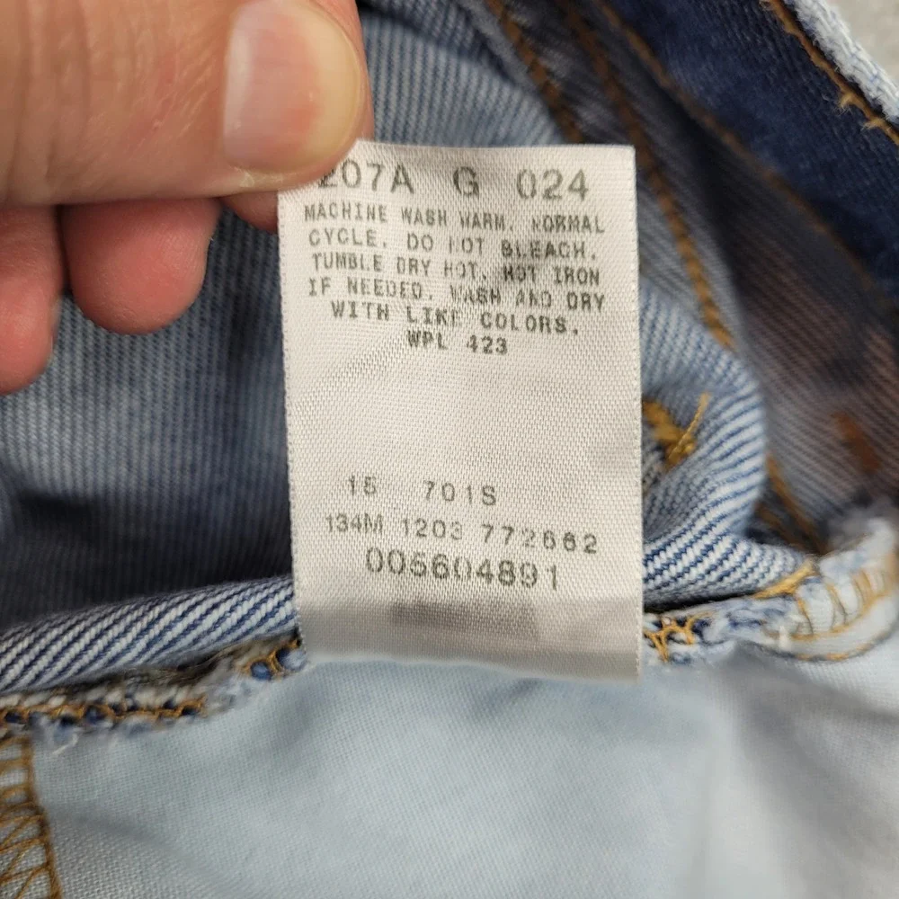 Levis levi 560